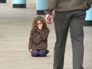 When 616 People Don’t Stop to Help a “Lost” Child Would we stop to ask if she's ok?